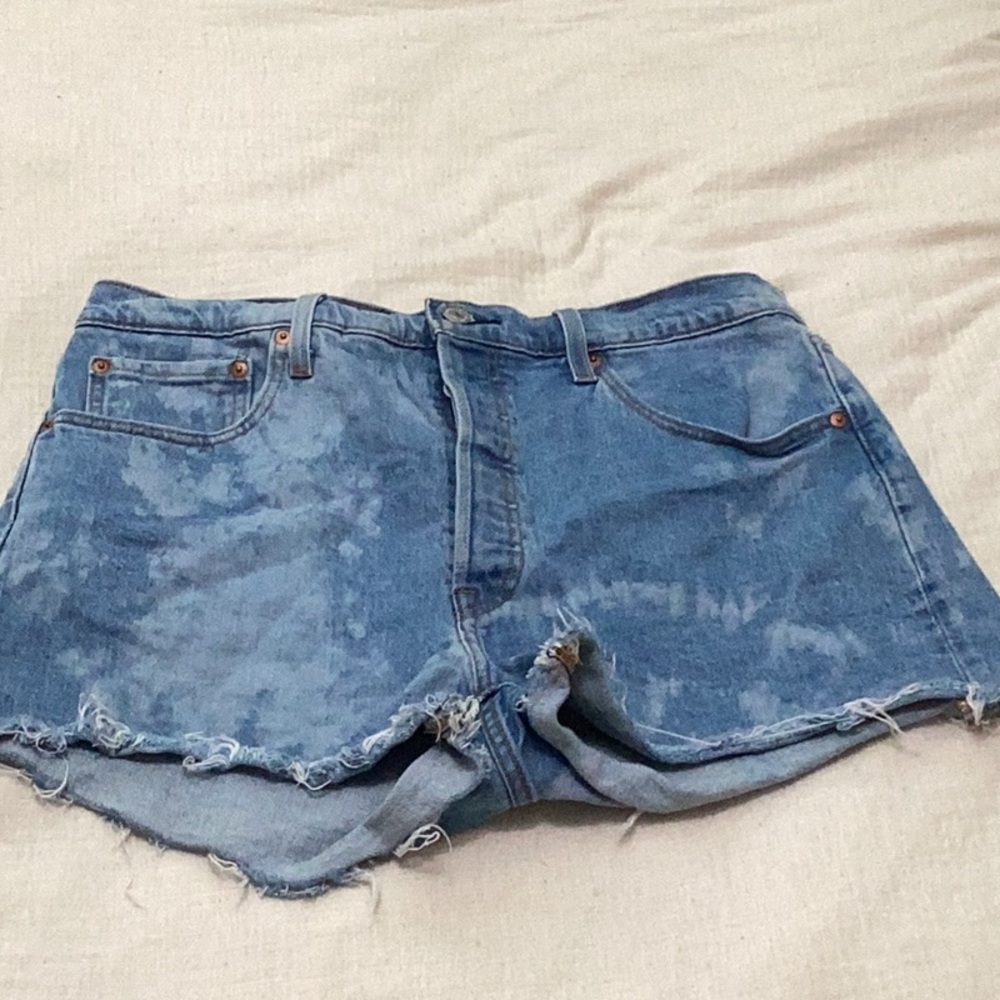 Levi’s High Waisted Shorts